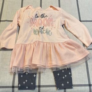 Mini heroes brand. Long sleeve shirt and long pants! Matching outfit!